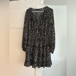 Long sleeve short dress. Size XL